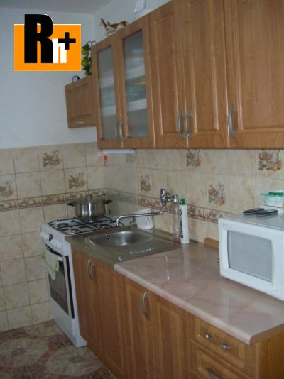 Na predaj Žilina Vlčince Zvolenská 4 izbový byt - s balkónom