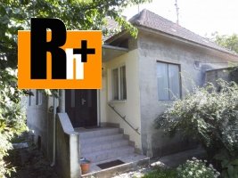 Na predaj rodinný dom Dlhá nad Váhom - s garážou