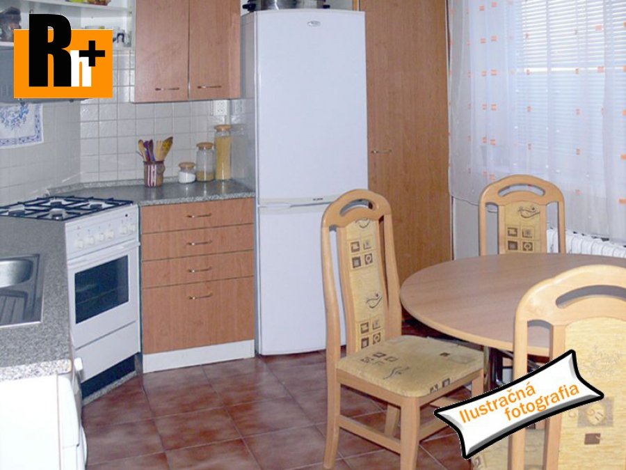 Foto Na predaj 2 izbový byt Trnava Slovanská - zrekonštruovaný