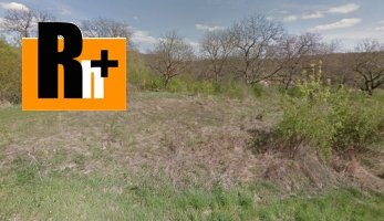 Pozemok pre bývanie Uhrovec Latkovce na predaj