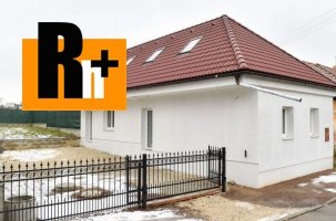 Na predaj rodinný dom Oslany - holodom