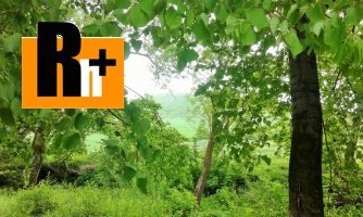 Poprad - Jánovce na predaj pozemok pre bývanie - exkluzívne v Rh+