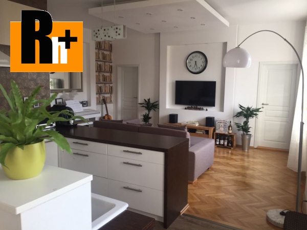 Foto Na predaj Bratislava-Staré Mesto atraktívny byt s miestom na parkovanie v centre mesta na Šancovej u