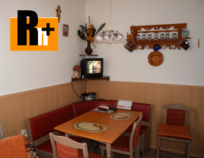 Na predaj 2 izbový byt Svinná - čiastočne prerobený