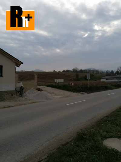 Pozemok pre bývanie Trenčianske Stankovce , na predaj - znížená cena o 10000€