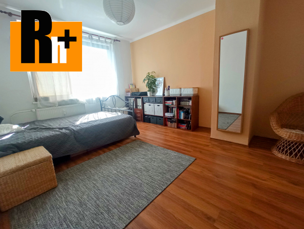 7. obrázok Trenčín Karpatská na predaj 4 izbový byt - s garážou