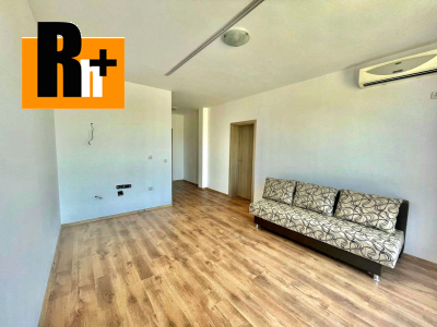 Bulharsko s dvoma balkónmi na predaj 2 izbový byt - exkluzívne v Rh+ 9