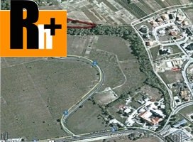 Hlohovec Pánska Niva na predaj pozemok pre bývanie - exkluzívne v Rh+