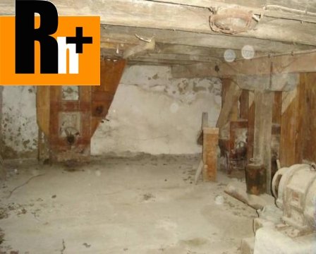 7. obrázok Na predaj historické objekty Tesárske Mlyňany - exkluzívne v Rh+