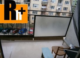 Na predaj Dunajská Streda Nám.Priateľstva 3 izbový byt - čiastočne prerobený