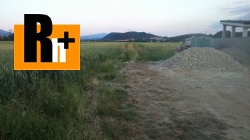 Pozemok pre bývanie na predaj Skalka nad Váhom Újazd